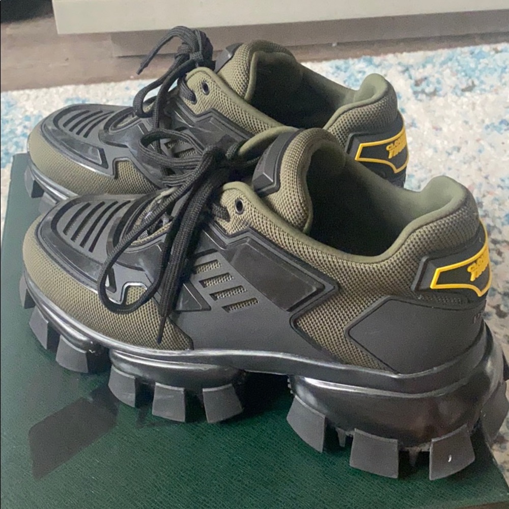 Womens PRADA. CLOUDBUST THUNDER SNEAKERS grn/blk